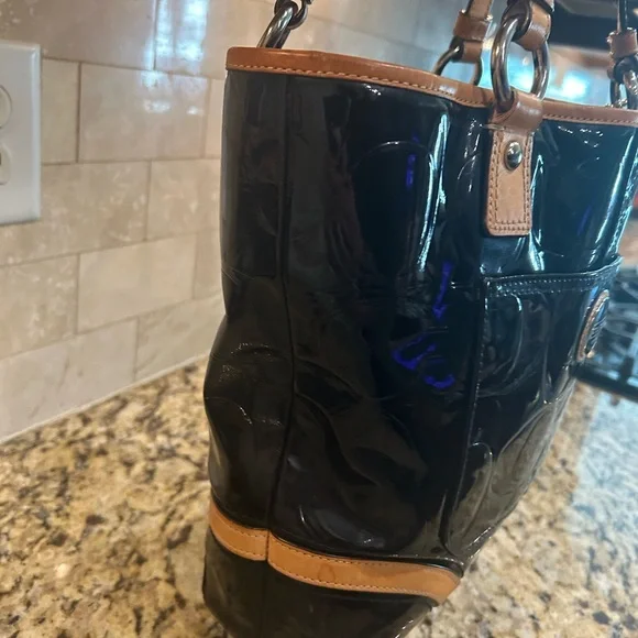 COACH Black Patent Leather Tote with Tan Leather Trim - Picture 4 of 9